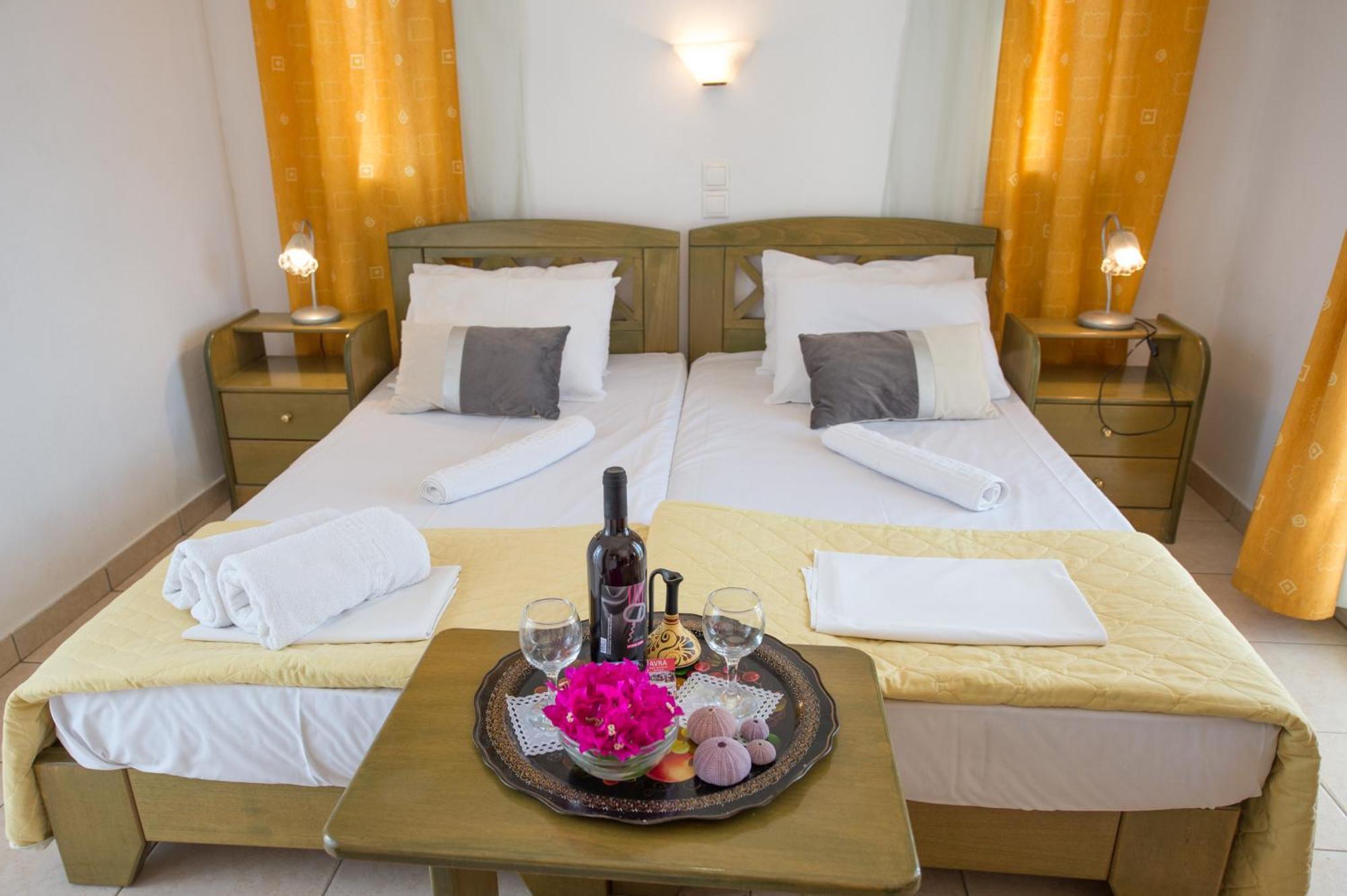 Hotel Avra Nea Epidavros Esterno foto